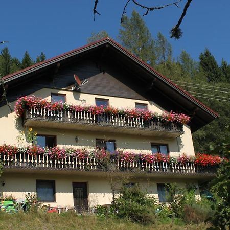 Appartamento Haus Koenigshofer Sankt Kathrein am Hauenstein Esterno foto